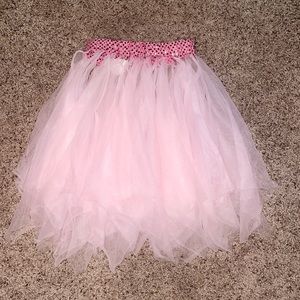 Girl’s dress-up skirt
